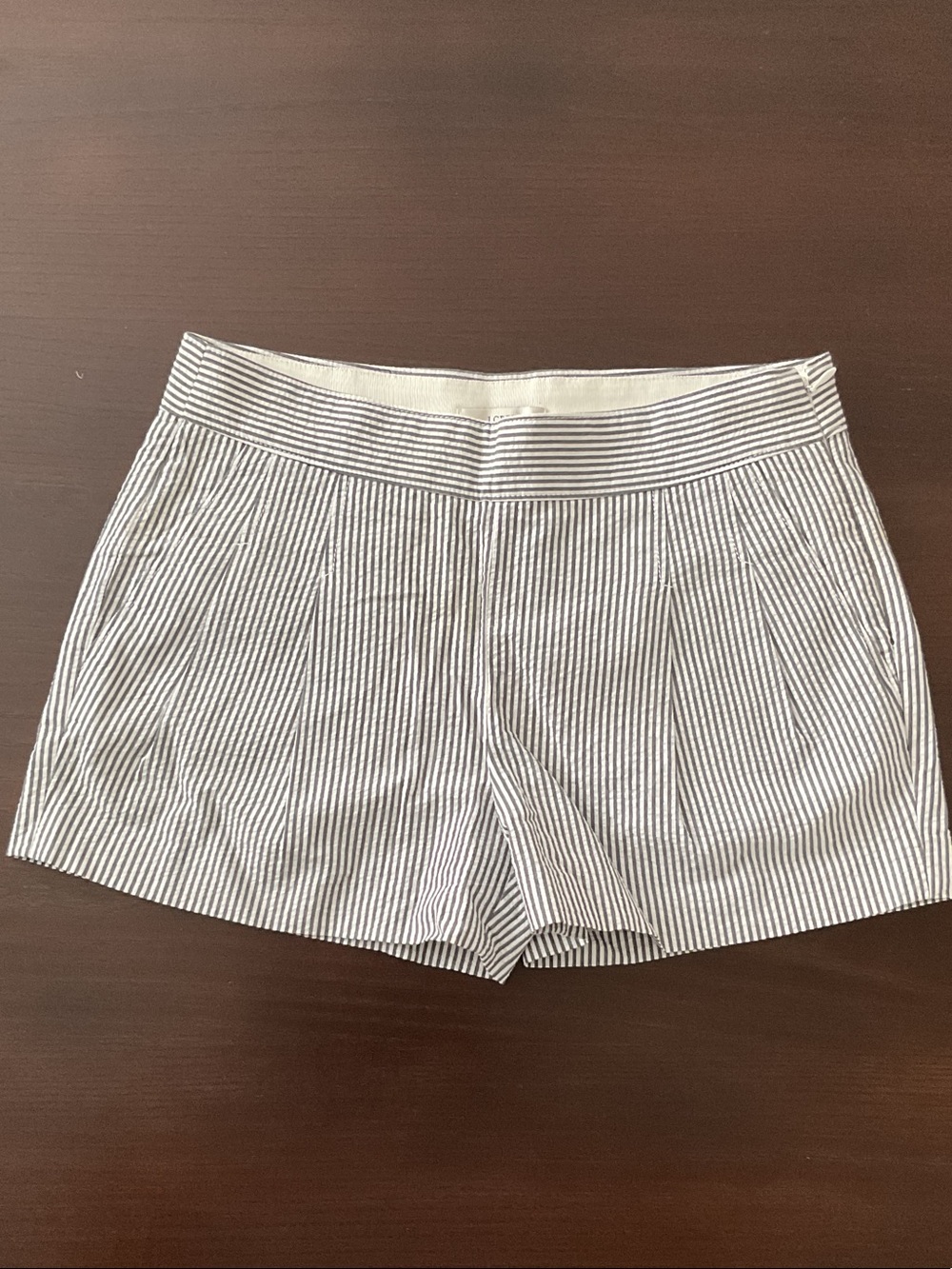 J.Crew Seersucker Stripe Pleated Shorts Size 00
